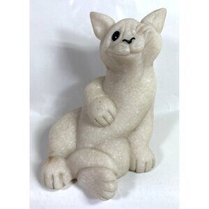 Quarry Critters Second Nature Carla Winky White Cat Sculpture 2000